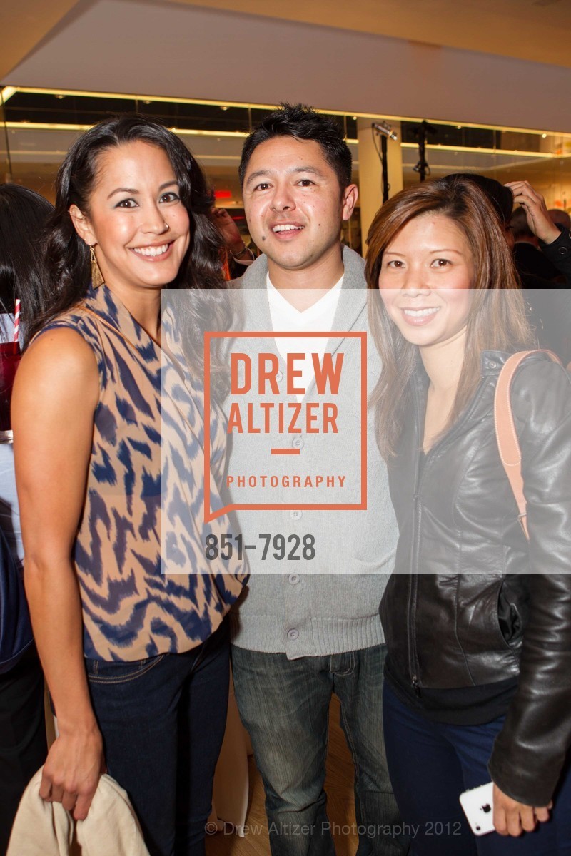 Kiana Bayani, Christina Wing, Photo #851-7928