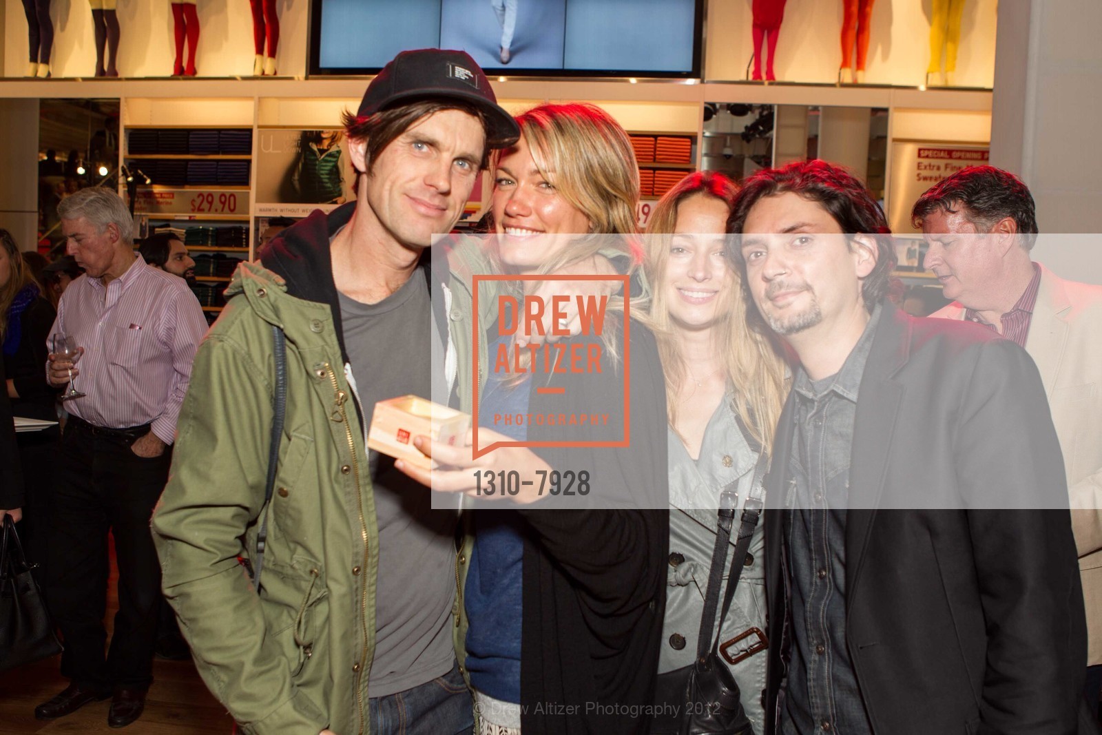 Damon Way, Suzy Way, Melissa Shourie, Rishi Shourie, UNIQLO San Francisco Opens to the Public, Uniqlo Store. 111 Powell Street, October 4th, 2012, Photo #1310-7928 Damon Way, Suzy Way, Melissa Shourie, Rishi Shourie, Photo #1310-7928