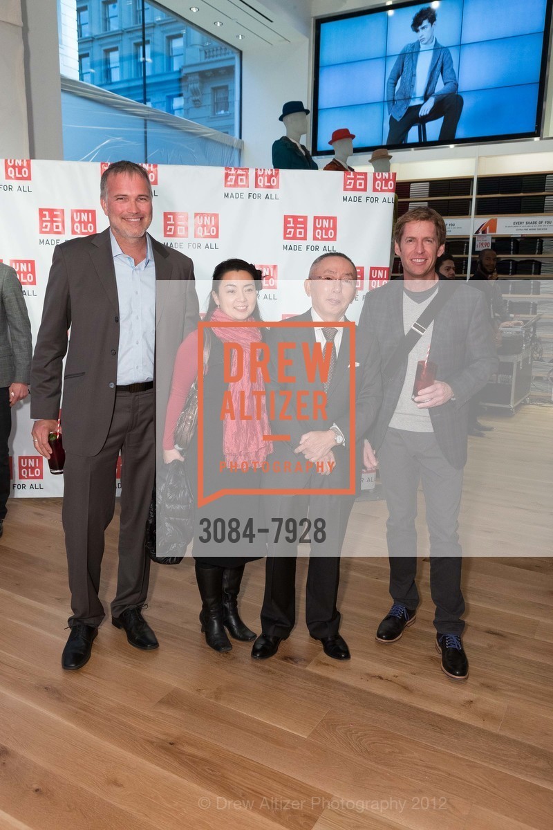 Ken Poole, Jodi Goodman, Tadashi Yanai, Barry Bourbon, UNIQLO San Francisco Opens to the Public, Uniqlo Store. 111 Powell Street, October 4th, 2012, Photo #3084-7928 Ken Poole, Jodi Goodman, Tadashi Yanai, Barry Bourbon, Photo #3084-7928