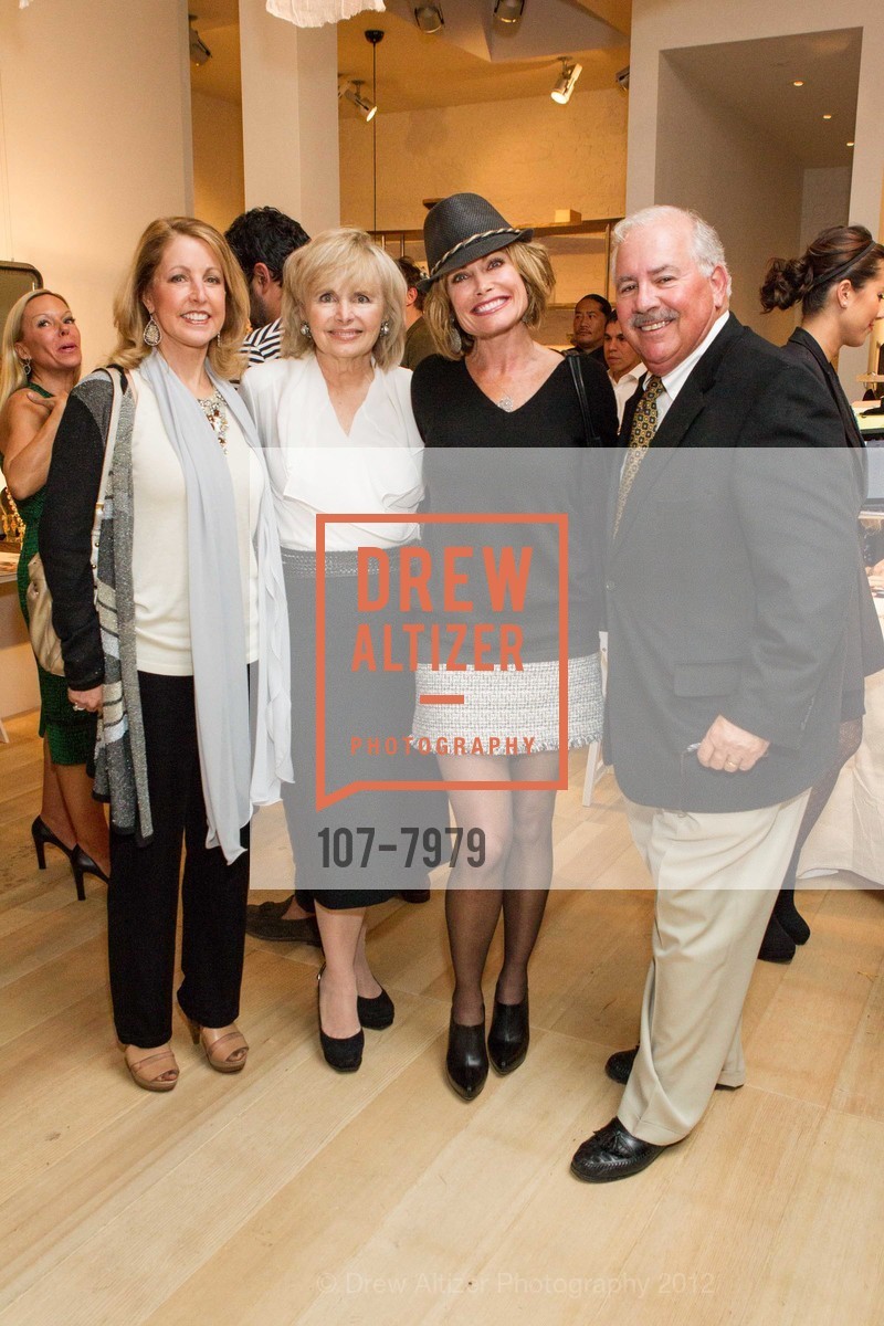 Barbara Levy, Kathryn Tunstall, Debbi Fields, Mike Purvis, WomanCare Global's Women of Style & Substance Fashion Fundraiser, US, November 8th, 2012, Photo #107-7979 Barbara Levy, Kathryn Tunstall, Debbi Fields, Mike Purvis, Photo #107-7979