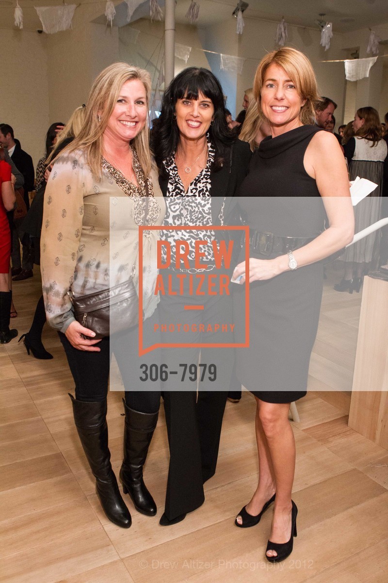 Julie Foster, Heidi Fogarty, Michelle Purvis, WomanCare Global's Women of Style & Substance Fashion Fundraiser, US, November 8th, 2012, Photo #306-7979 Julie Foster, Heidi Fogarty, Michelle Purvis, Photo #306-7979