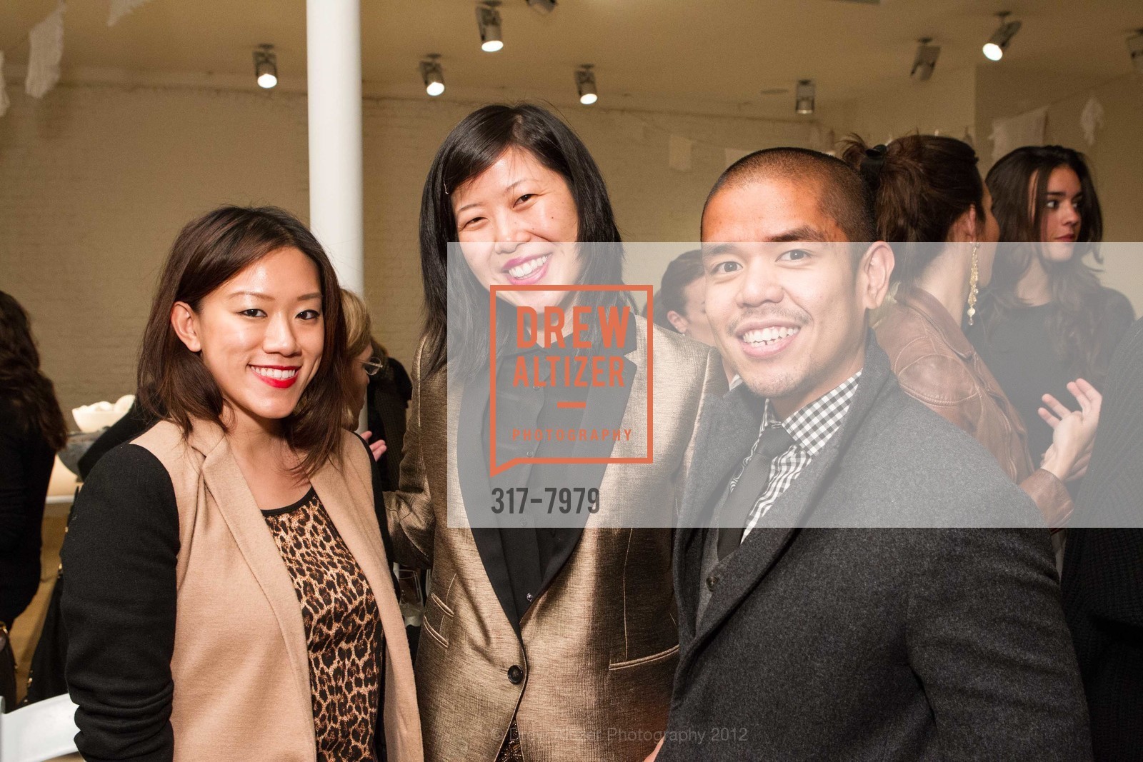 Christine Ng, Cheryl Locke, Dino Ramos, WomanCare Global's Women of Style & Substance Fashion Fundraiser, US, November 8th, 2012, Photo #317-7979 Christine Ng, Cheryl Locke, Dino Ramos, Photo #317-7979
