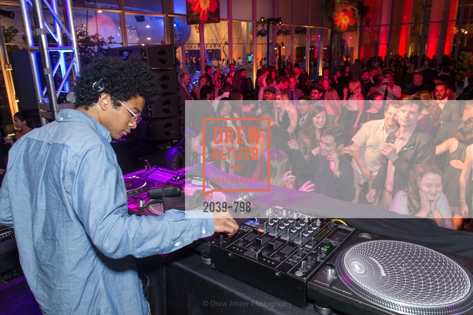 DJ Toro Y Moi, CALIFORNIA ACADEMY OF SCIENCES - Big Bang Gala 2015, US, April 24th, 2015,Drew Altizer, Drew Altizer Photography, full-service agency, private events, San Francisco photographer, photographer california
