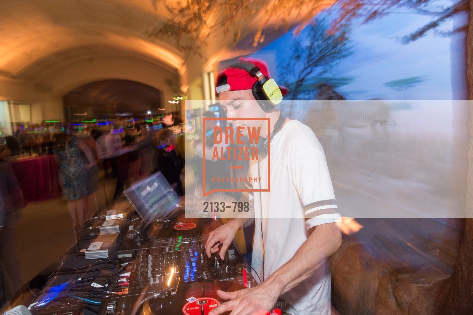 Dj, CALIFORNIA ACADEMY OF SCIENCES - Big Bang Gala 2015, US, April 24th, 2015,Drew Altizer, Drew Altizer Photography, full-service agency, private events, San Francisco photographer, photographer california