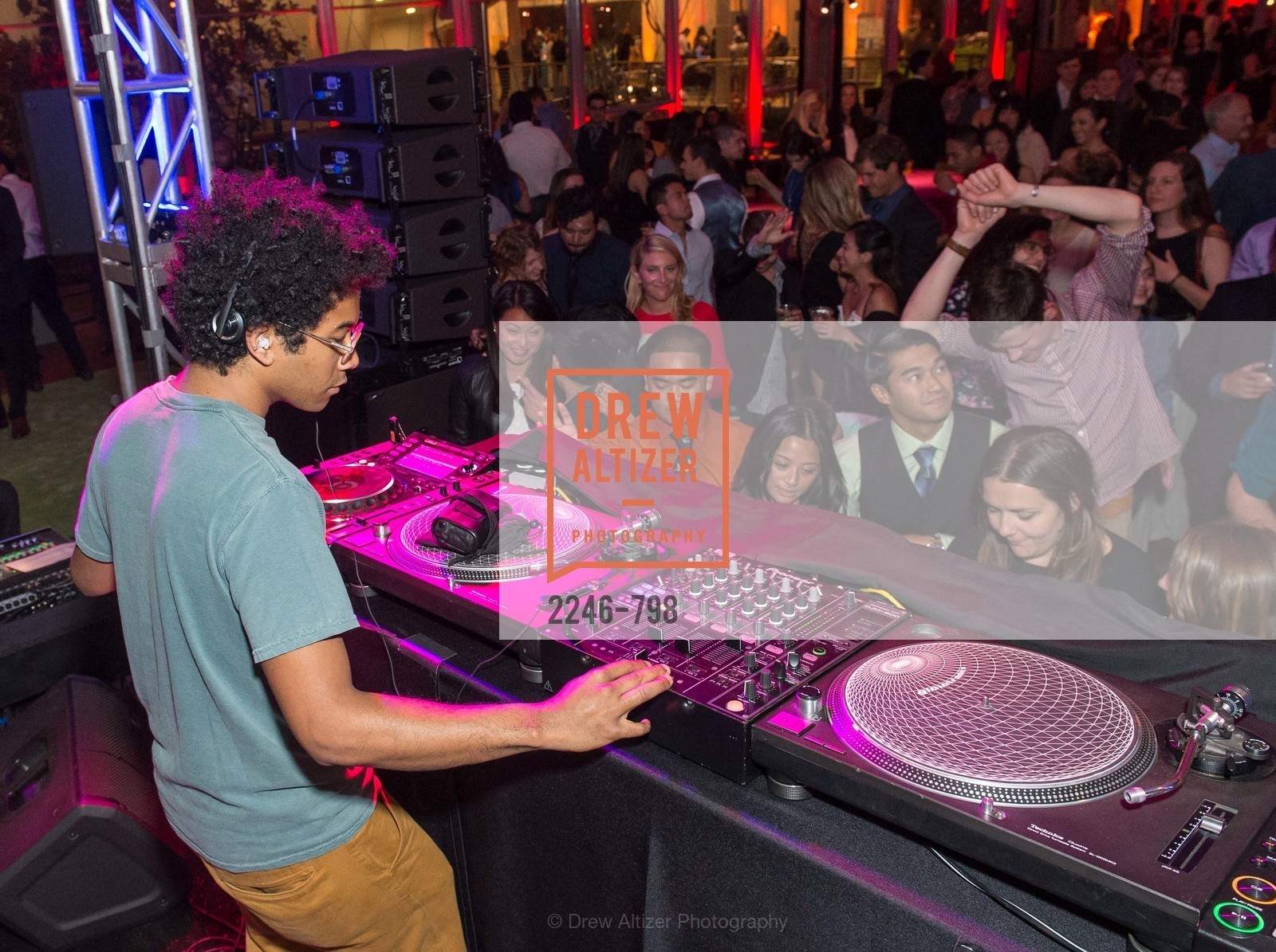 DJ Toro Y Moi, CALIFORNIA ACADEMY OF SCIENCES - Big Bang Gala 2015, US, April 24th, 2015,Drew Altizer, Drew Altizer Photography, full-service event agency, private events, San Francisco photographer, photographer California