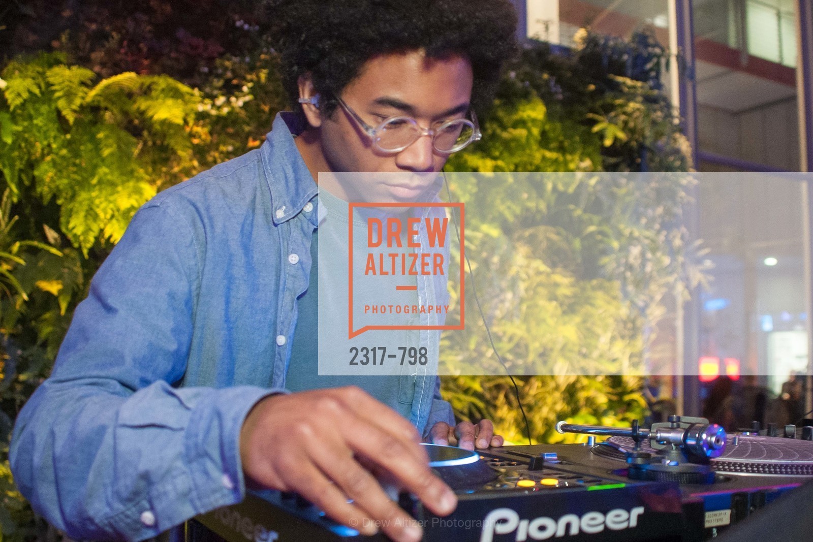 DJ Toro Y Moi, CALIFORNIA ACADEMY OF SCIENCES - Big Bang Gala 2015, US, April 24th, 2015,Drew Altizer, Drew Altizer Photography, full-service agency, private events, San Francisco photographer, photographer california
