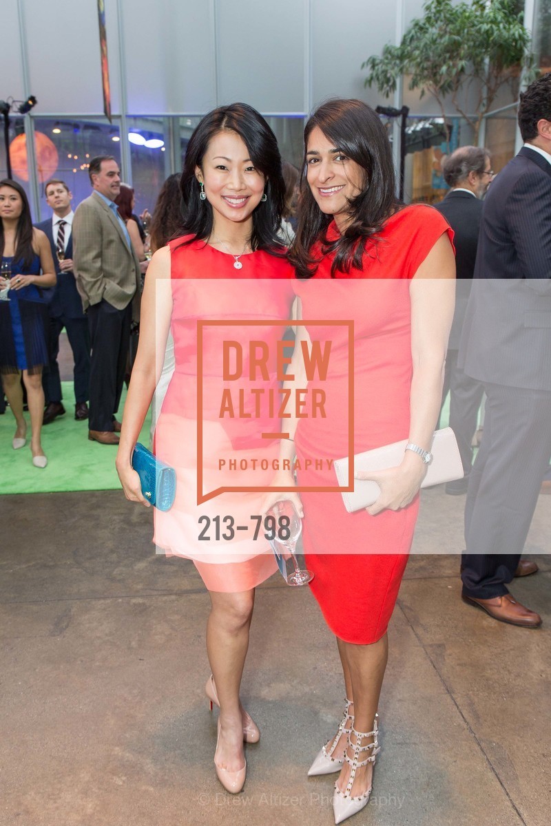Huifen Chan, Puja Kaul, CALIFORNIA ACADEMY OF SCIENCES - Big Bang Gala 2015, US, April 24th, 2015, Photo #213-798 Huifen Chan, Puja Kaul, Photo #213-798