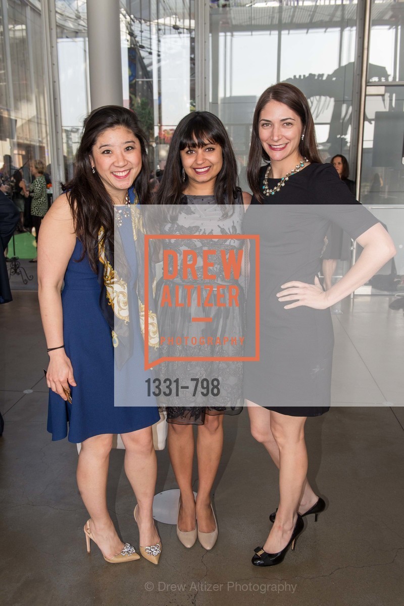 Jessica Isokawa, Agiti Iyer, Leah Recht, CALIFORNIA ACADEMY OF SCIENCES - Big Bang Gala 2015, US, April 24th, 2015, Photo #1331-798 Jessica Isokawa, Agiti Iyer, Leah Recht, Photo #1331-798