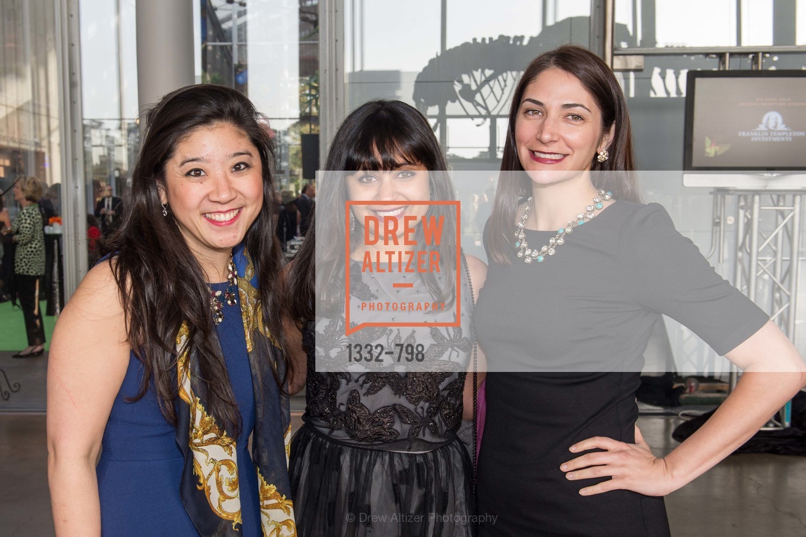 Jessica Isokawa, Agiti Iyer, Leah Recht, CALIFORNIA ACADEMY OF SCIENCES - Big Bang Gala 2015, US, April 24th, 2015, Photo #1332-798 Jessica Isokawa, Agiti Iyer, Leah Recht, Photo #1332-798