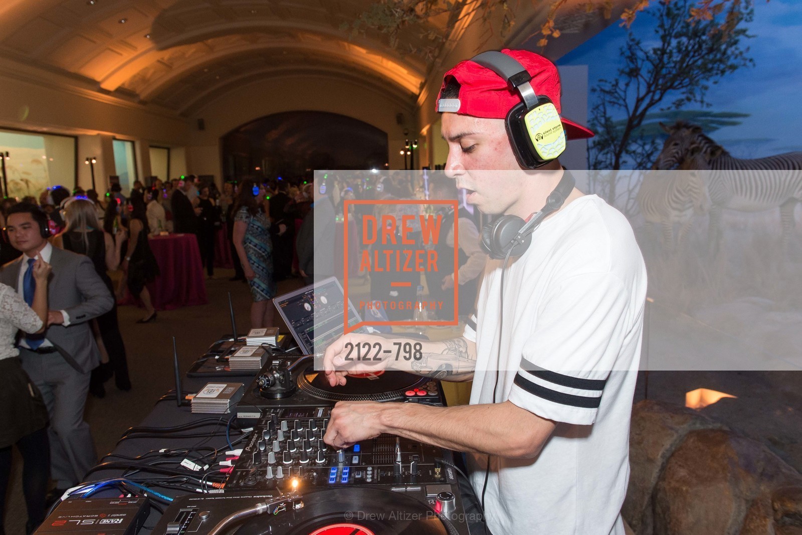 Dj, CALIFORNIA ACADEMY OF SCIENCES - Big Bang Gala 2015, US, April 24th, 2015,Drew Altizer, Drew Altizer Photography, full-service agency, private events, San Francisco photographer, photographer california