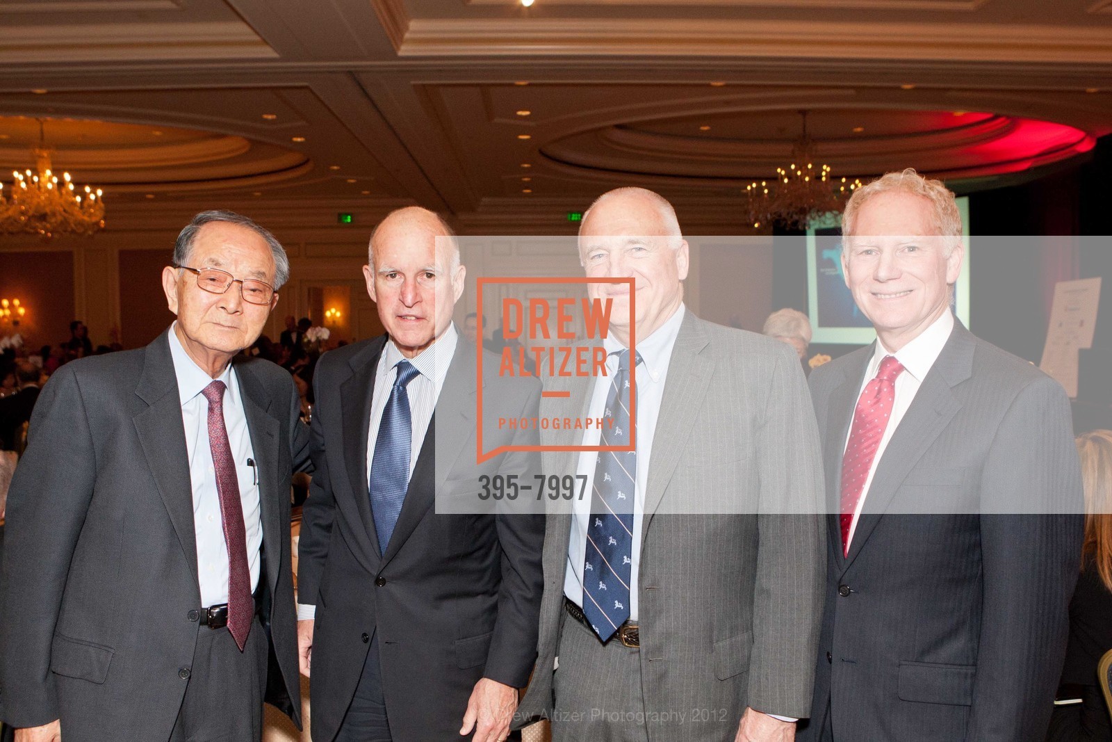 Chong-Moon Lee, Governor Jerry Brown, John Wadsworth, Bruce Pickering, ASIA SOCIETY Northern California 9th Annual Dinner, US, May 11th, 2012, Photo #395-7997 Chong-Moon Lee, Governor Jerry Brown, John Wadsworth, Bruce Pickering, Photo #395-7997