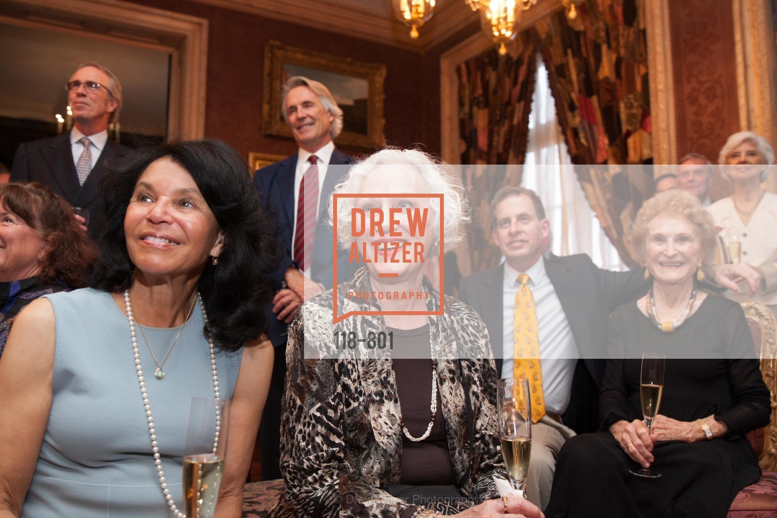 Martha Lewis, GETTY Hosts Leakey Foundation Dinner, US, April 24th, 2015, Photo #118-801 Martha Lewis, Photo #118-801