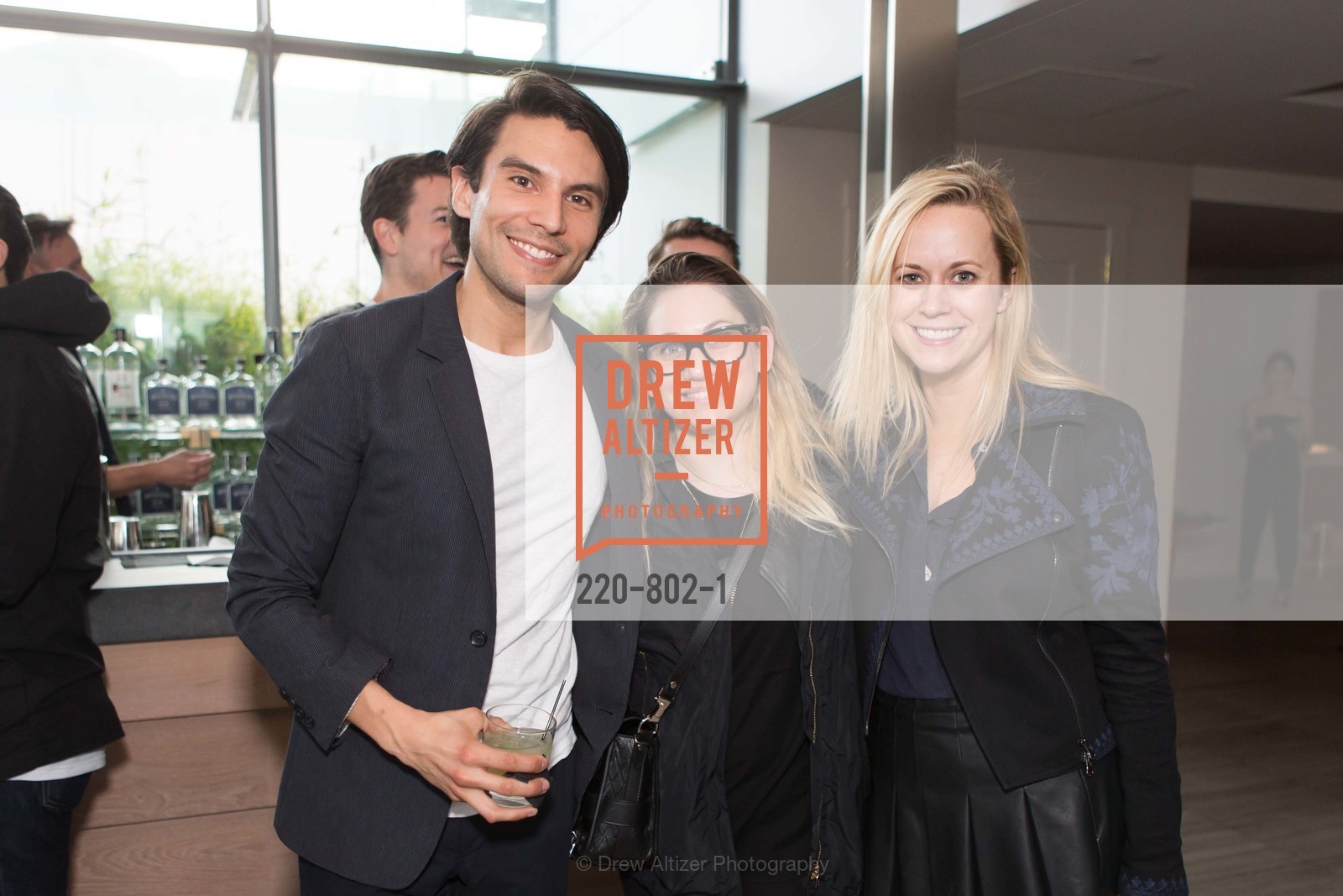 Carlos Rivera-Anaya, Hillary Sloan, Leanne Grit, MR PORTER Celebrate The San Francisco Issue of The Journal, US, April 24th, 2015, Photo #220-802-1 Carlos Rivera-Anaya, Hillary Sloan, Leanne Grit, Photo #220-802-1