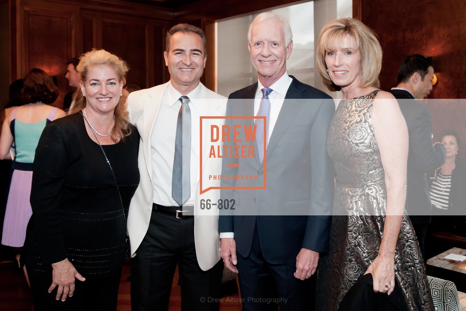 George Papadoyannis, Sully Sullenberger, Lorrie Sullenberger, MR PORTER Celebrate The San Francisco Issue of The Journal, US, April 24th, 2015, Photo #66-802 George Papadoyannis, Sully Sullenberger, Lorrie Sullenberger, Photo #66-802