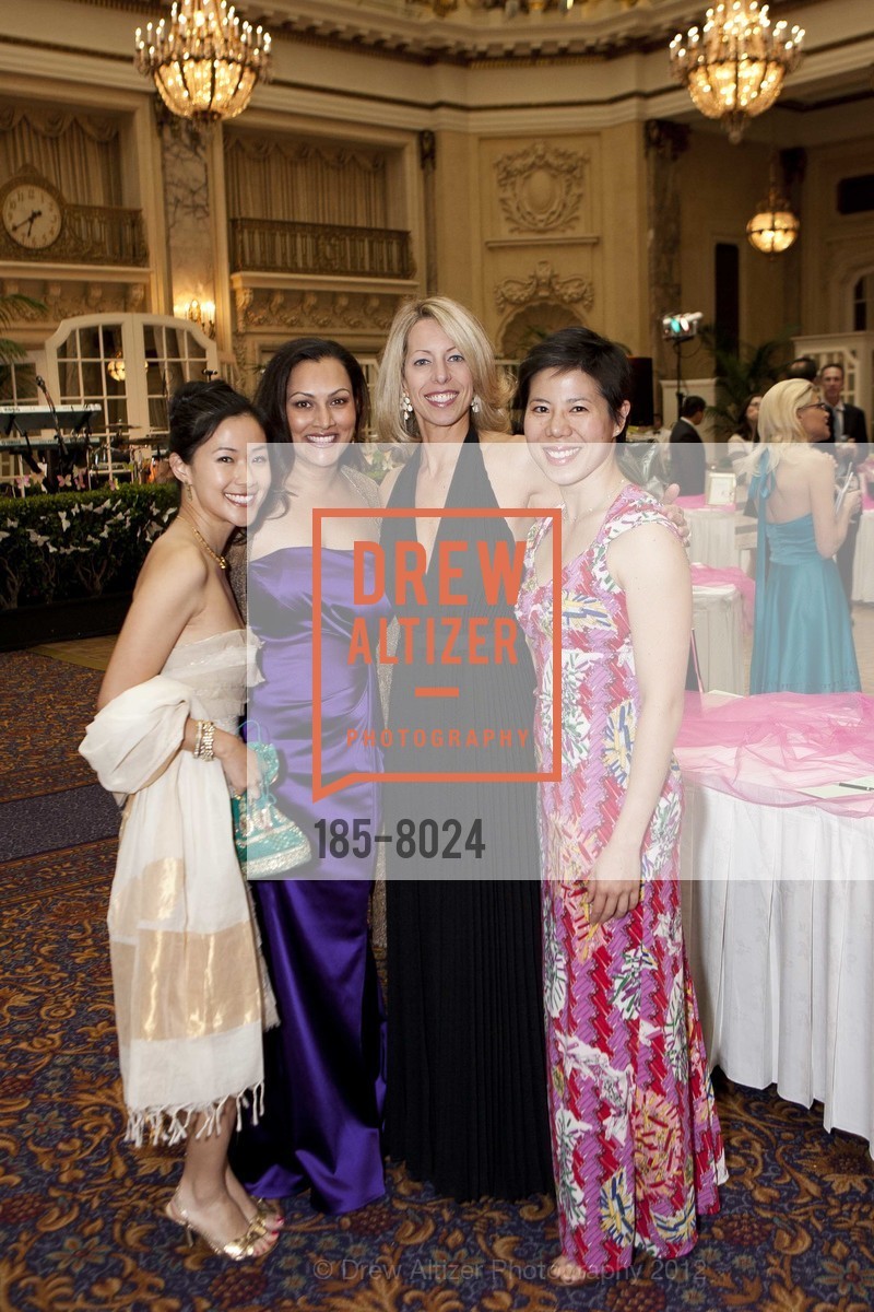 Jenny Raj, Rashmi Marya, Laurie Patzer, Celine Teoh, BAY AREA DISCOVERY MUSEUM Playdate 2012: Flight of Fancy, US, May 12th, 2012, Photo #185-8024 Jenny Raj, Rashmi Marya, Laurie Patzer, Celine Teoh, Photo #185-8024