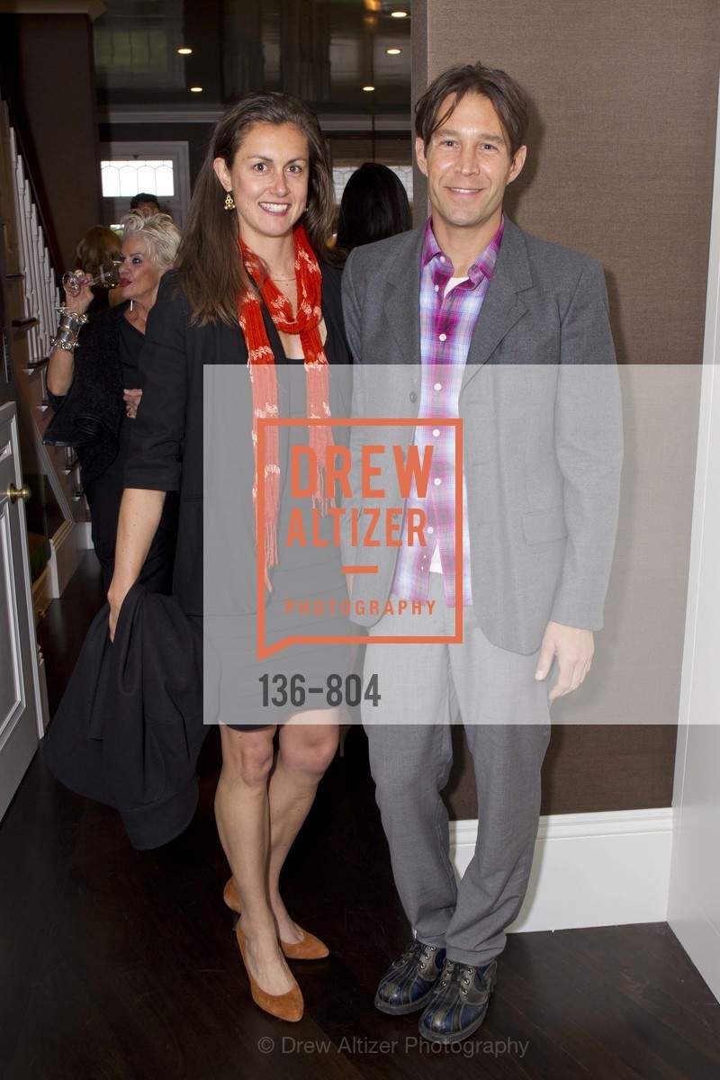 Liz Hill, Dennis Bud, Photo #136-804