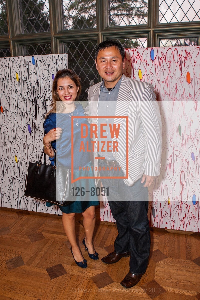 Tuce Peksayar, Hon Luu, GALLERY FOR THE PEOPLE Hosted by Marisa Tomei, US, October 18th, 2012, Photo #126-8051 Tuce Peksayar, Hon Luu, Photo #126-8051