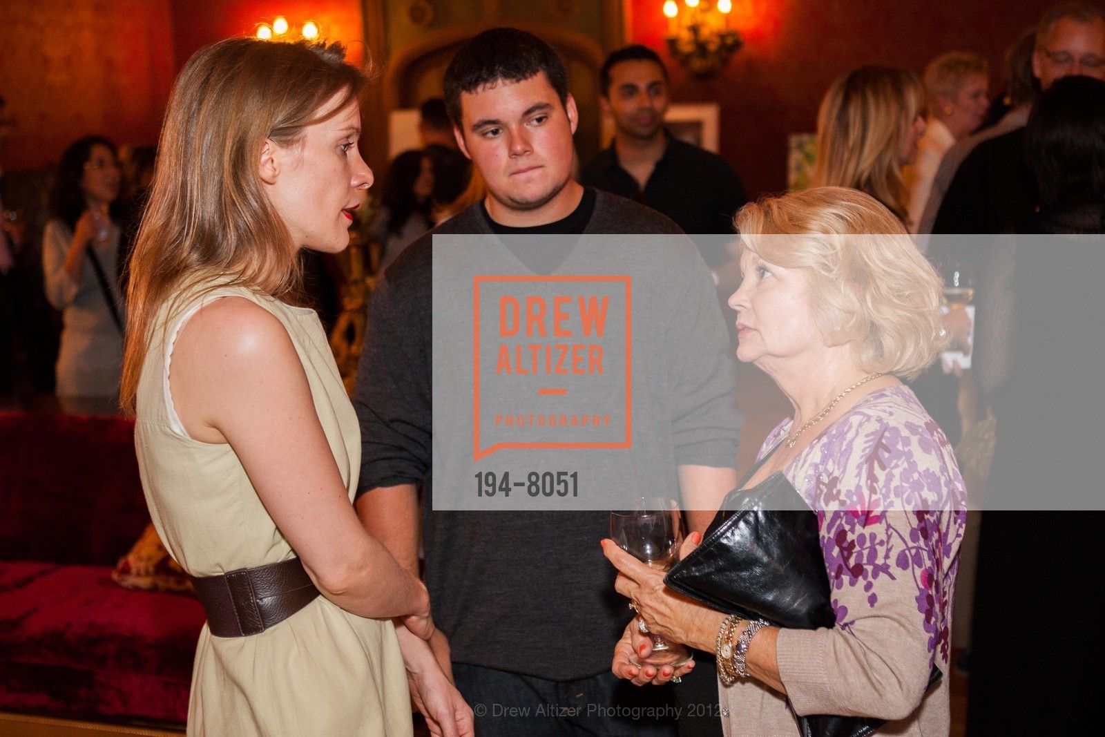 Eva Maria Daniels, Reid Garver, Cathy Garver, GALLERY FOR THE PEOPLE Hosted by Marisa Tomei, US, October 18th, 2012, Photo #194-8051 Eva Maria Daniels, Reid Garver, Cathy Garver, Photo #194-8051