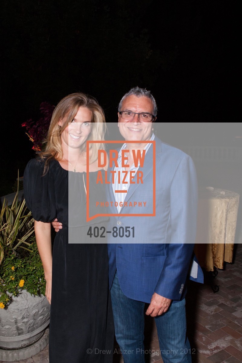 Molly Kardwell, Greg Stikeleather, GALLERY FOR THE PEOPLE Hosted by Marisa Tomei, US, October 18th, 2012, Photo #402-8051 Molly Kardwell, Greg Stikeleather, Photo #402-8051