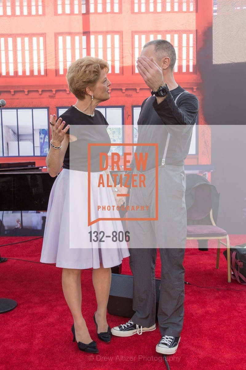 Carey Perloff, Alan Cumming, A.C.T. Gala Come Get Stranded, US, April 26th, 2015, Photo #132-806 Carey Perloff, Alan Cumming, Photo #132-806