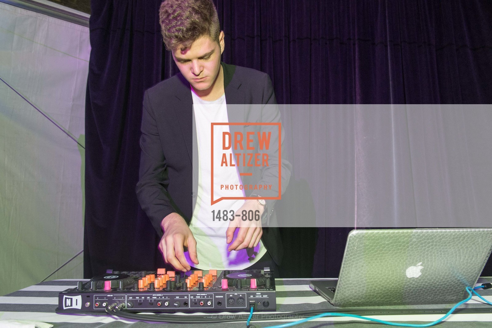 Nicholas Perloff Giles, A.C.T. Gala Come Get Stranded, US, April 26th, 2015, Photo #1483-806 Nicholas Perloff Giles, Photo #1483-806