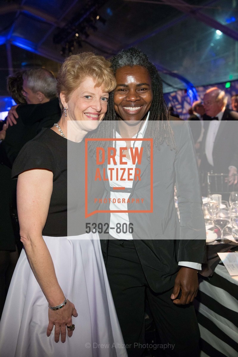 Carey Perloff, Tracy Chapman, A.C.T. Gala Come Get Stranded, US, April 26th, 2015, Photo #5392-806 Carey Perloff, Tracy Chapman, Photo #5392-806