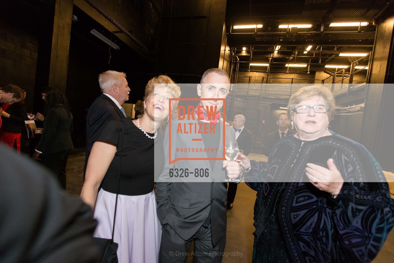 Carey Perloff, Alan Cumming, Linda Jo Fitz, A.C.T. Gala Come Get Stranded, US, April 26th, 2015, Photo #6326-806 Carey Perloff, Alan Cumming, Linda Jo Fitz, Photo #6326-806