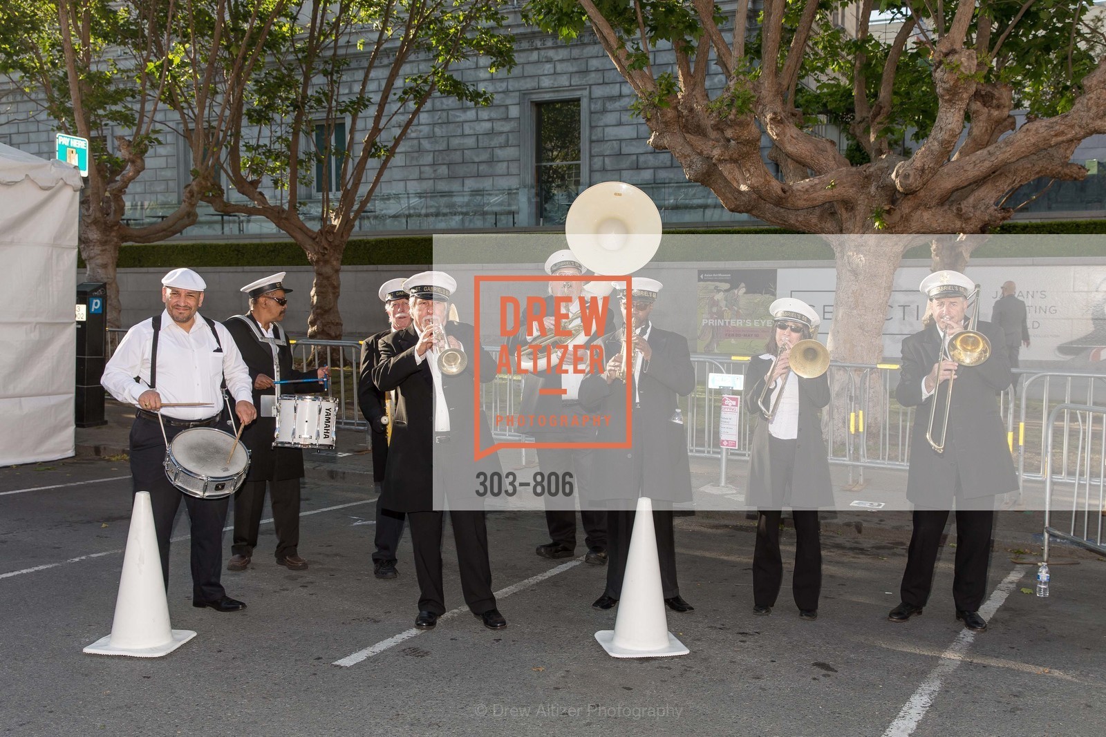 Performance, A.C.T. Gala Come Get Stranded, US, April 26th, 2015, Photo #303-806 Performance, Photo #303-806