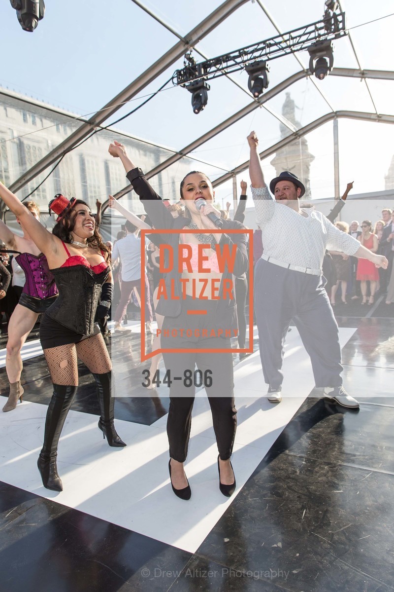 Performance, A.C.T. Gala Come Get Stranded, US, April 26th, 2015, Photo #344-806 Performance, Photo #344-806