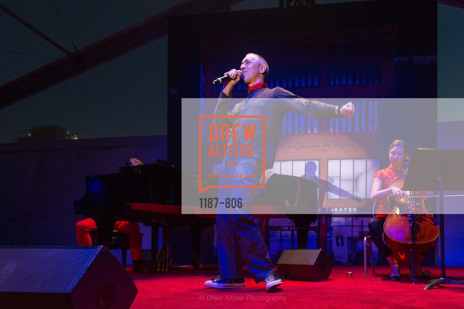 Performance By Alan Cumming, A.C.T. Gala Come Get Stranded, US, April 26th, 2015,Drew Altizer, Drew Altizer Photography, full-service agency, private events, San Francisco photographer, photographer california