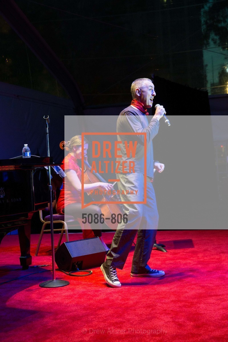 Performance By Alan Cumming, A.C.T. Gala Come Get Stranded, US, April 26th, 2015,Drew Altizer, Drew Altizer Photography, full-service agency, private events, San Francisco photographer, photographer california
