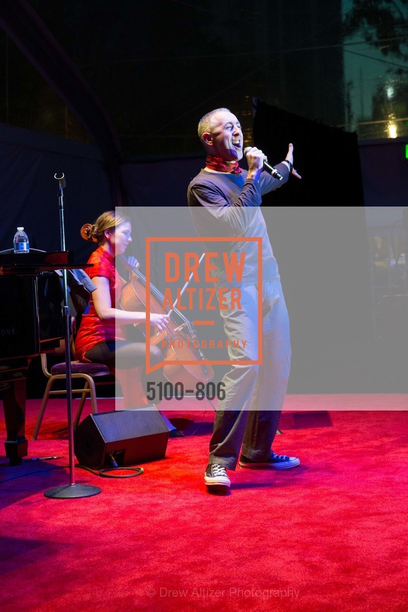 Performance By Alan Cumming, A.C.T. Gala Come Get Stranded, US, April 26th, 2015,Drew Altizer, Drew Altizer Photography, full-service agency, private events, San Francisco photographer, photographer california