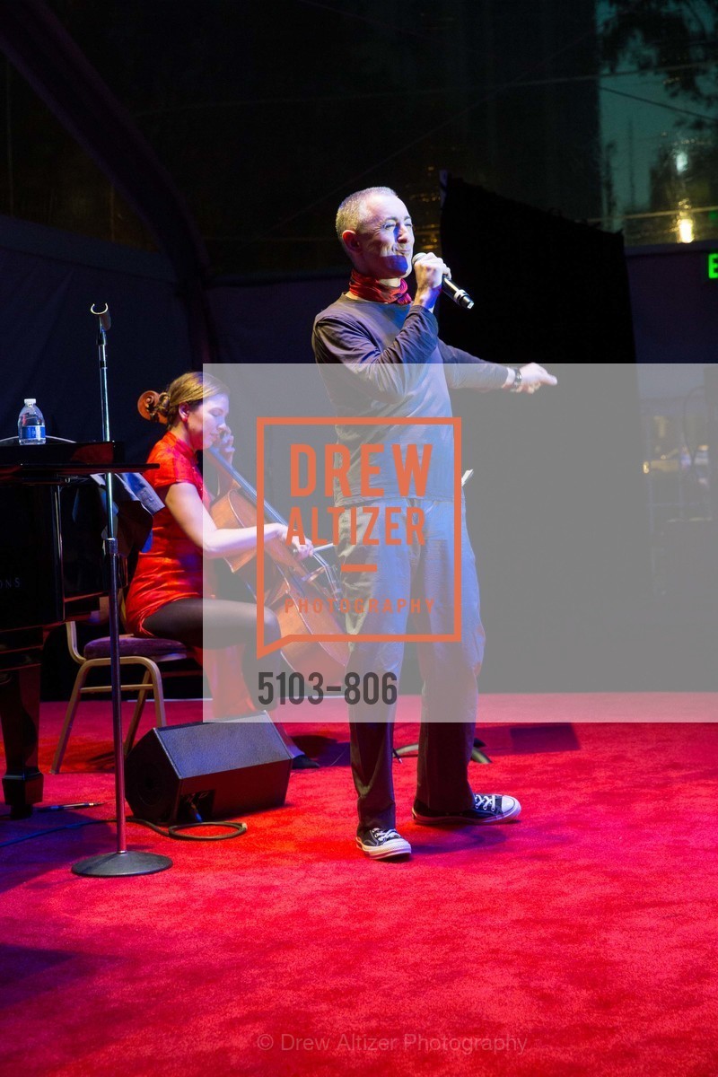 Performance By Alan Cumming, A.C.T. Gala Come Get Stranded, US, April 26th, 2015