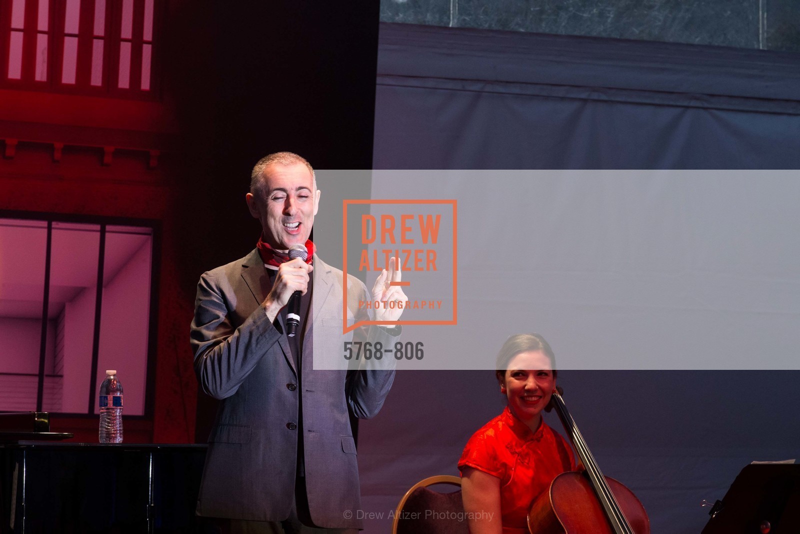 Performance By Alan Cumming, A.C.T. Gala Come Get Stranded, US, April 26th, 2015, Photo #5768-806 Performance By Alan Cumming, Photo #5768-806