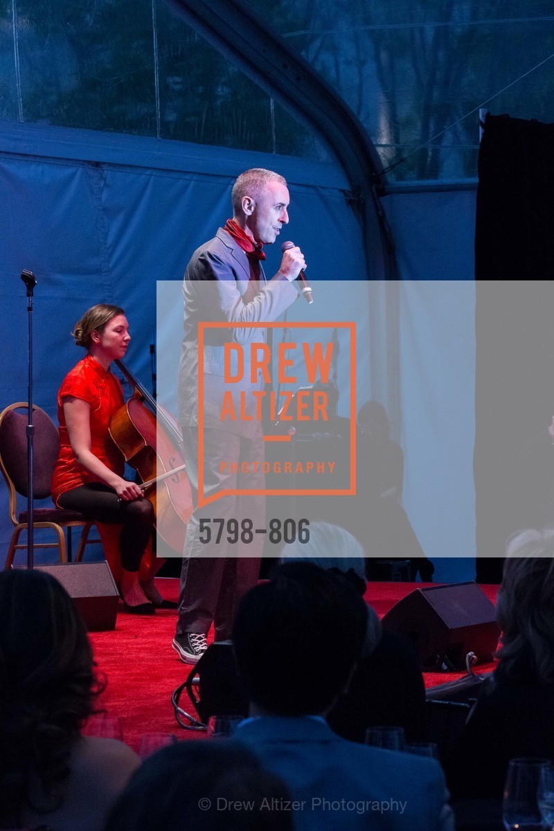 Performance By Alan Cumming, A.C.T. Gala Come Get Stranded, US, April 26th, 2015,Drew Altizer, Drew Altizer Photography, full-service agency, private events, San Francisco photographer, photographer california