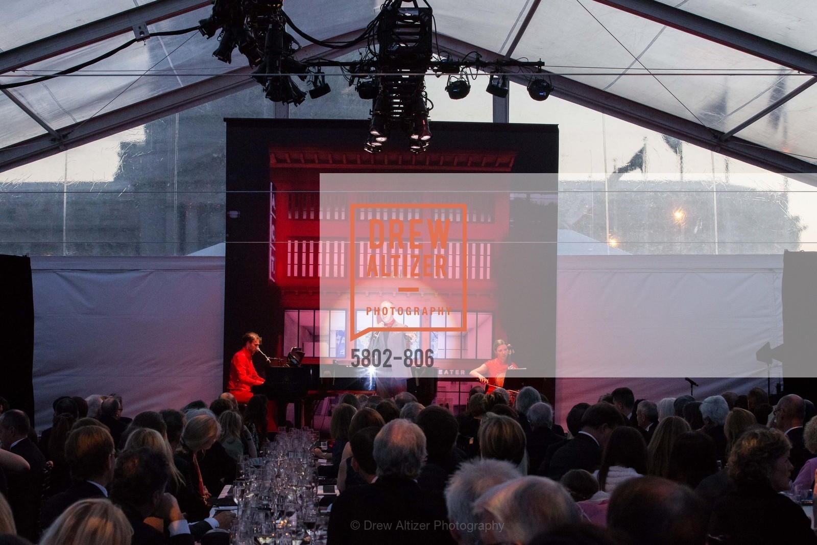Performance By Alan Cumming, A.C.T. Gala Come Get Stranded, US, April 26th, 2015,Drew Altizer, Drew Altizer Photography, full-service agency, private events, San Francisco photographer, photographer california