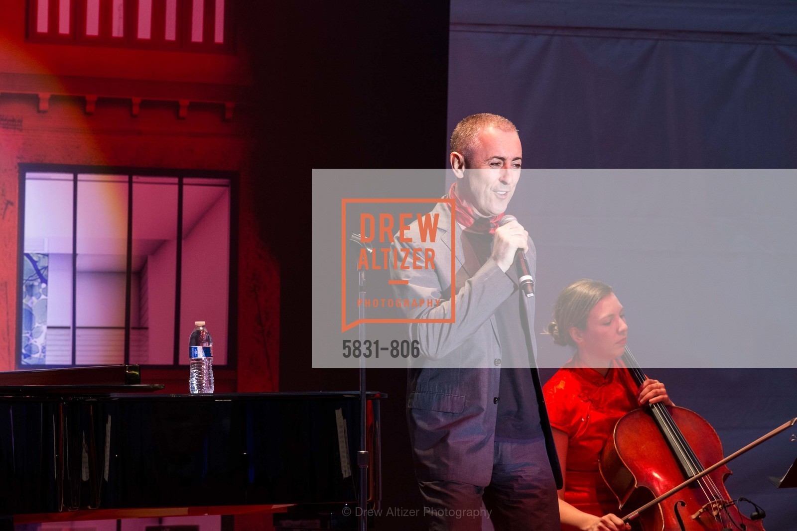 Performance By Alan Cumming, A.C.T. Gala Come Get Stranded, US, April 26th, 2015,Drew Altizer, Drew Altizer Photography, full-service agency, private events, San Francisco photographer, photographer california