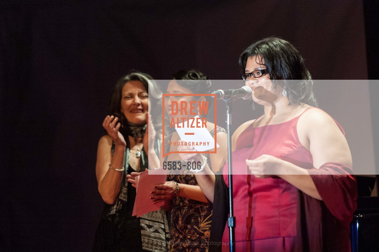 Performance By Raven Sisco, A.C.T. Gala Come Get Stranded, US, April 26th, 2015, Photo #6583-806 Performance By Raven Sisco, Photo #6583-806