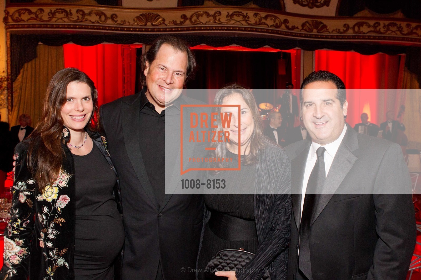 Lynne Benioff, Marc Benioff, Julie Young, Adam Young, Tony Bennett Benefit for UCSF, US, February 14th, 2012, Photo #1008-8153 Lynne Benioff, Marc Benioff, Julie Young, Adam Young, Photo #1008-8153