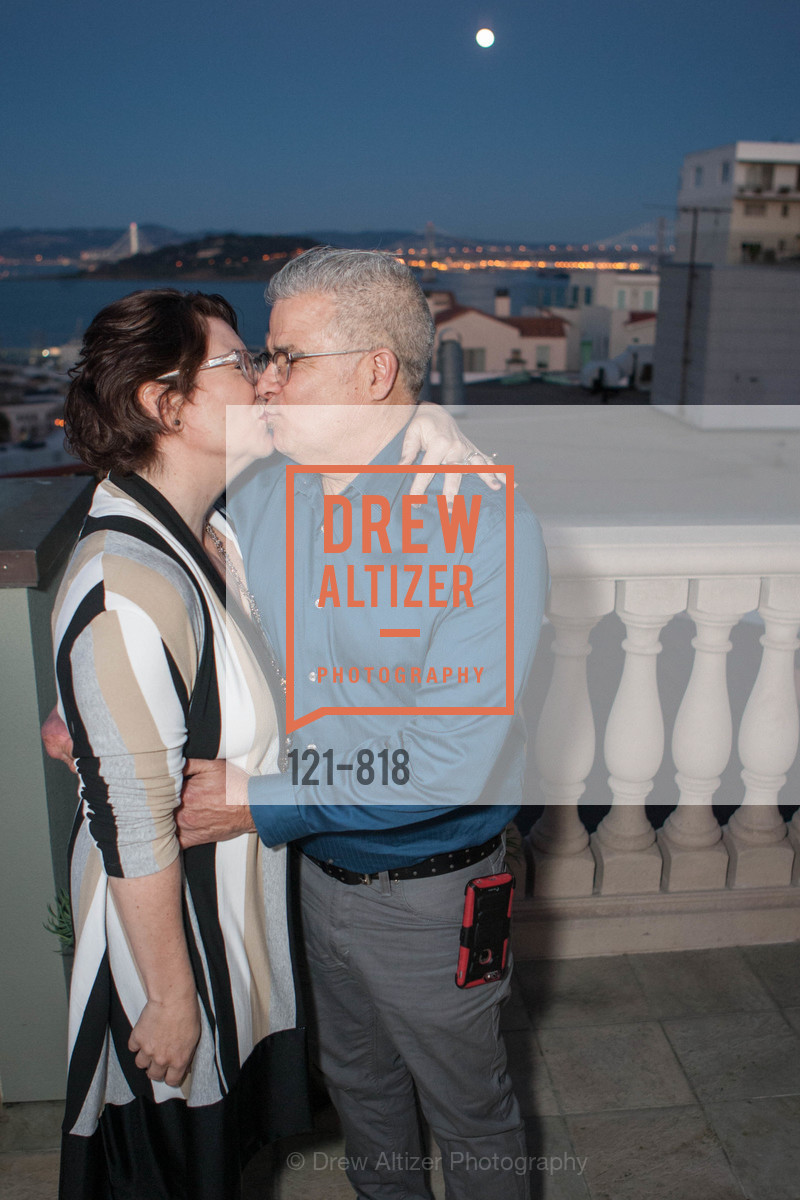 Amy Critchett, Mark Pauline, Celebrating LEO VILLAREAL and The Bay Lights, US, March 5th, 2015, Photo #121-818 Amy Critchett, Mark Pauline, Photo #121-818