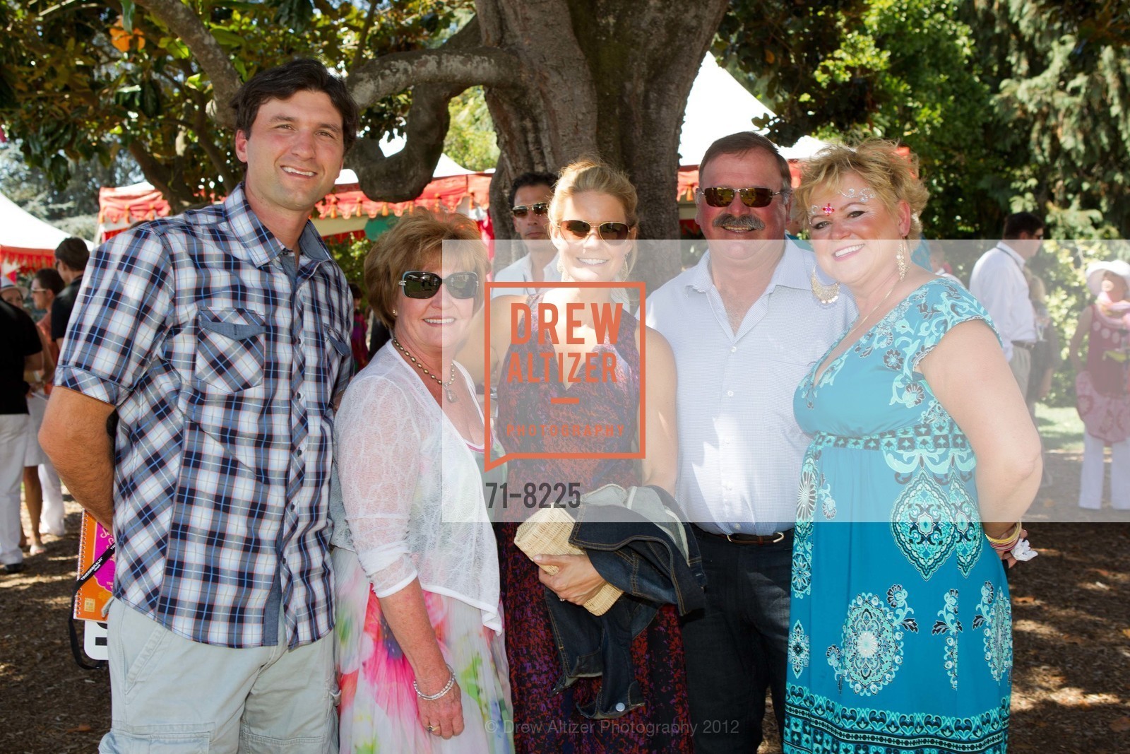 Steve Sangiacomo, Connie Sangiacomo, Becky Jenkins, SONOMA VALLEY Harvest Wine Auction, US, September 3rd, 2012, Photo #71-8225 Steve Sangiacomo, Connie Sangiacomo, Becky Jenkins, Photo #71-8225