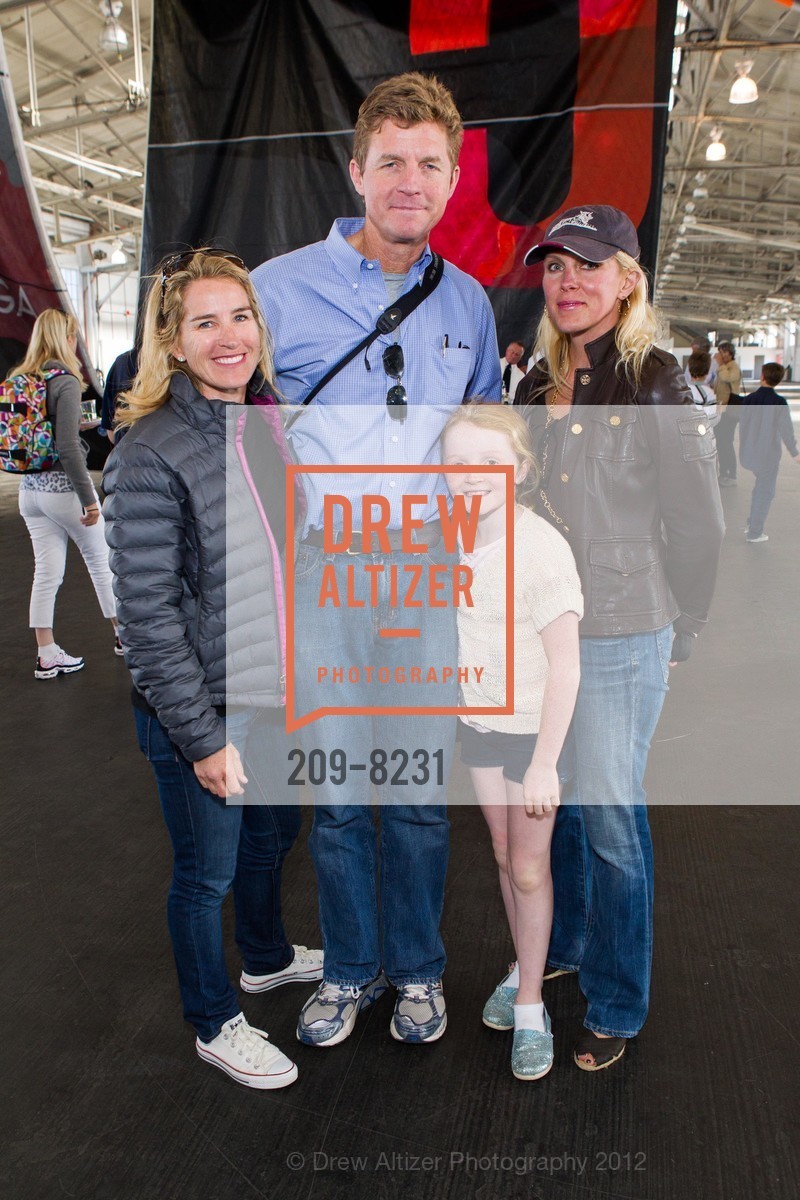 Summer Tompkins Walker, Brooks Walker, Della Walker, Holly Farrell, SFACOC America's Cup Clubhouse, US, October 6th, 2012, Photo #209-8231 Summer Tompkins Walker, Brooks Walker, Della Walker, Holly Farrell, Photo #209-8231