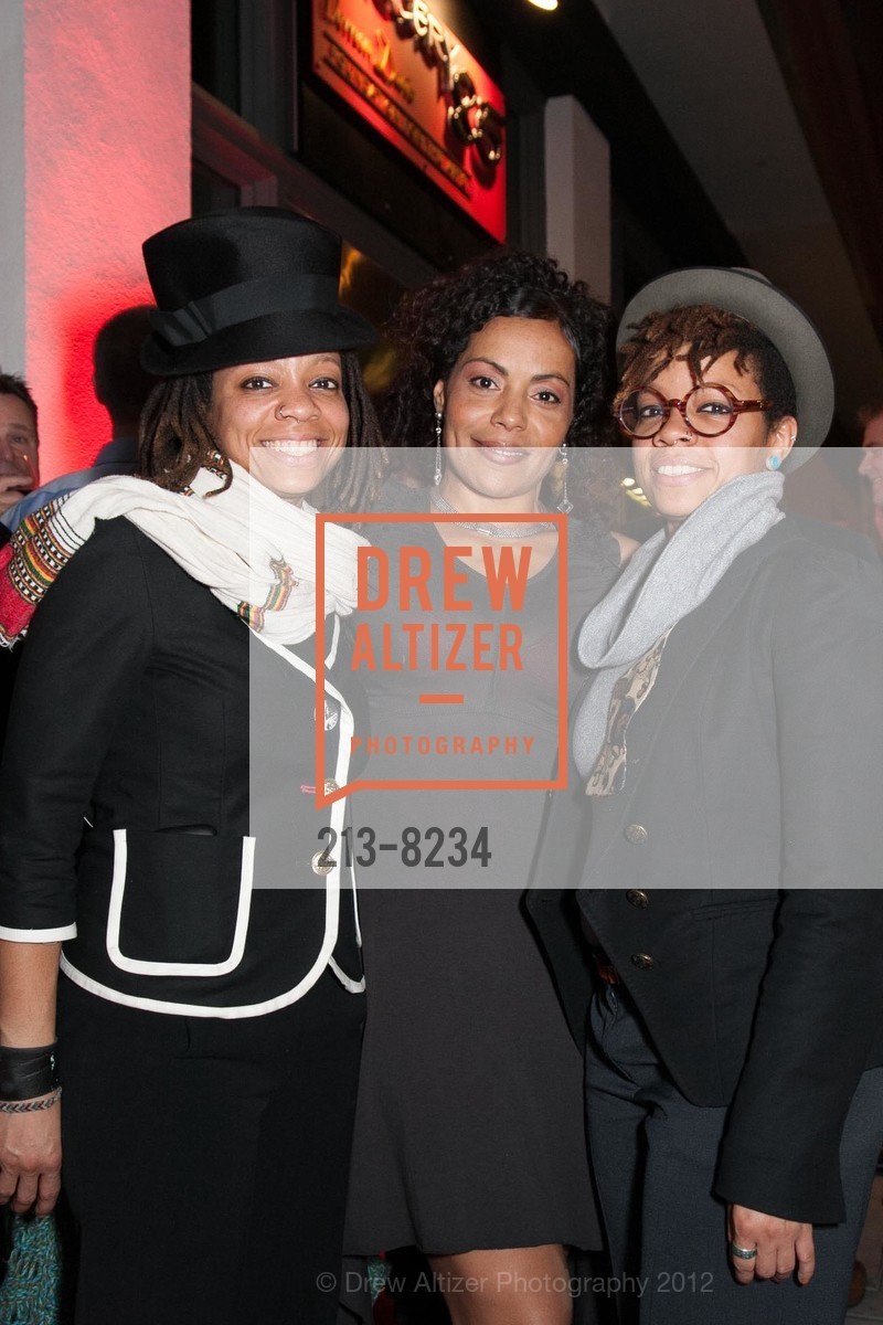 Melonie Green, Lethea Warren, Melorra Green, Davis Celebrates the Grand Opening of GALLERY 85, US, December 10th, 2012, Photo #213-8234 Melonie Green, Lethea Warren, Melorra Green, Photo #213-8234