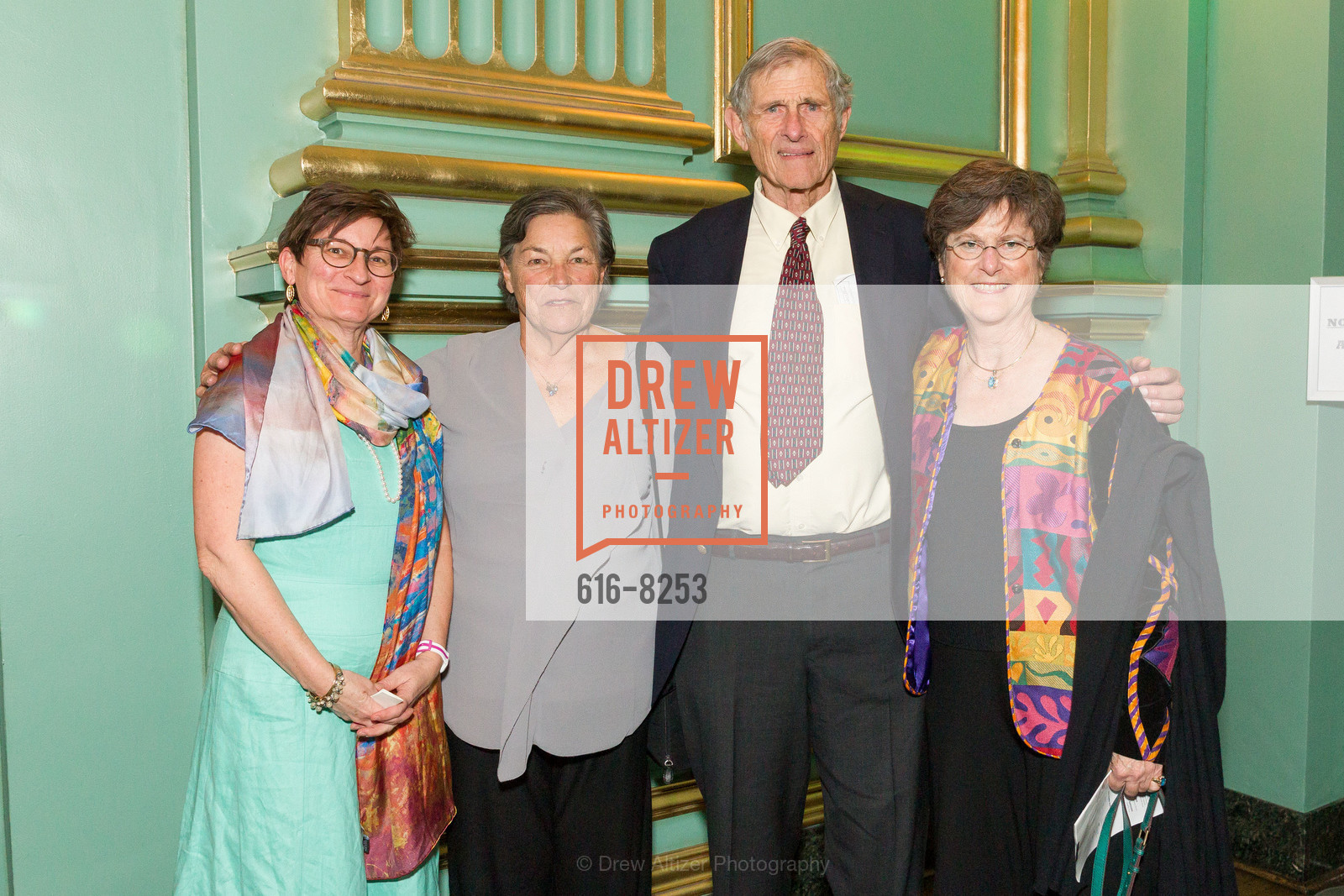 Lisa Hane, Joanna Davenport, Steve Davenport, Caroline Wood, Photo #616-8253