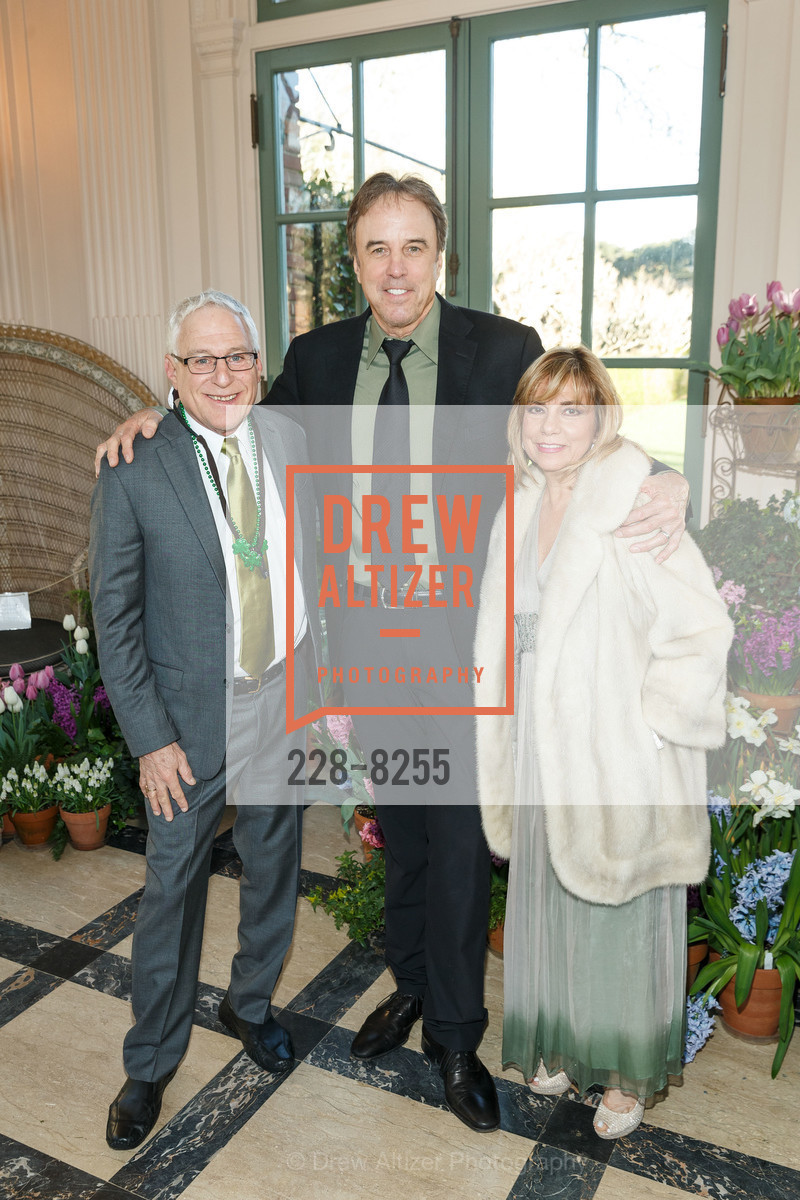 Michael Rubinstein, Kevin Nealon, Angelina Rubinstein, Photo #228-8255