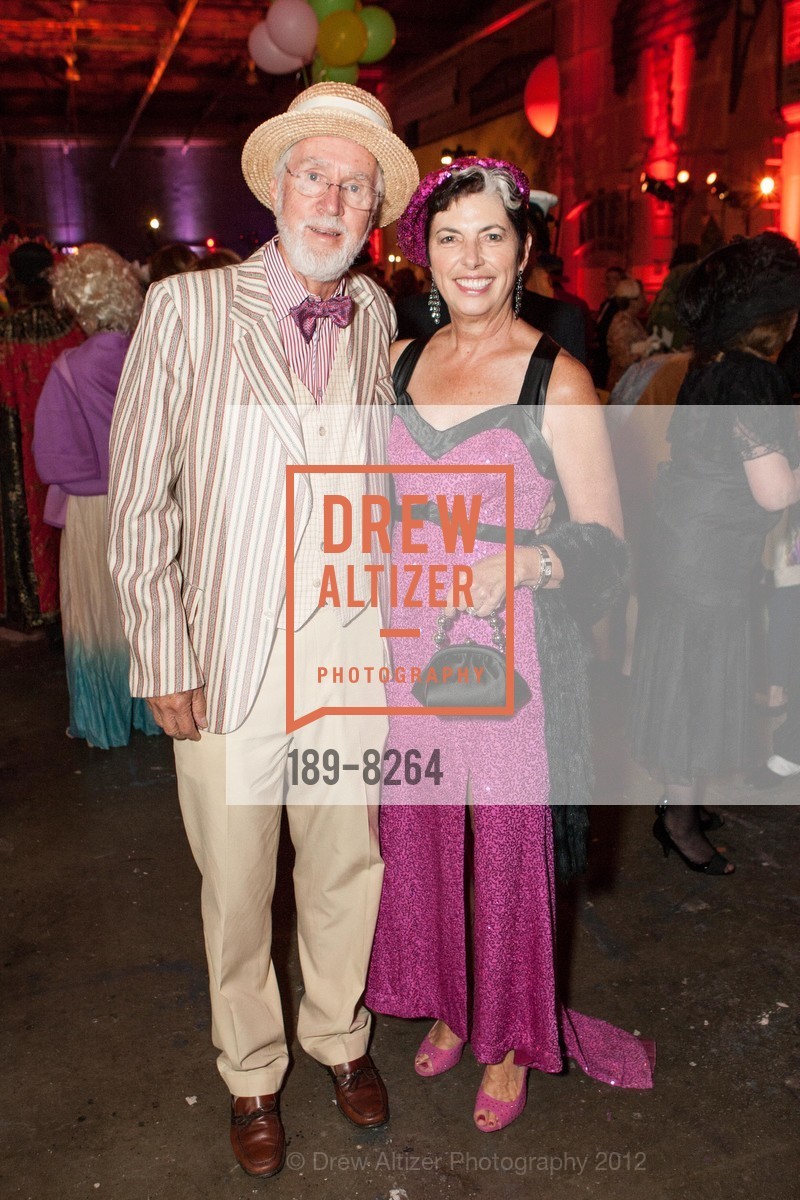 Walt Wood, Gayla Lorthridge Wood, THEATREWORKS' Anything Goes Gala, US, October 20th, 2012, Photo #189-8264 Walt Wood, Gayla Lorthridge Wood, Photo #189-8264