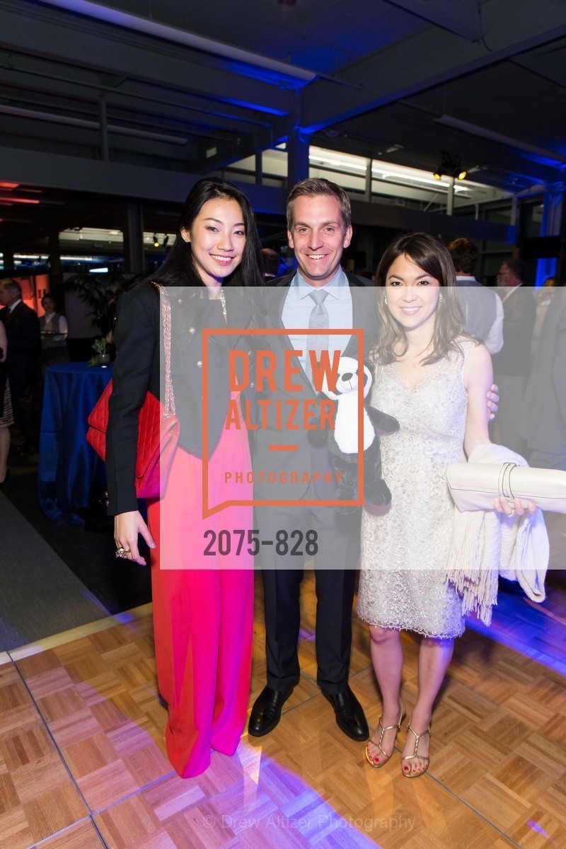 Olivia Yang, Jonathan Stull, Emily Chang Stull, Photo #2075-828