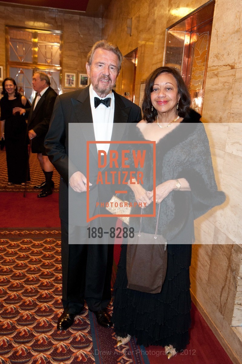 Robert Corrigan, Joyce Corrigan, SAN FRANCISCO PERFORMANCES' 33rd Season Gala, US, October 19th, 2012, Photo #189-8288 Robert Corrigan, Joyce Corrigan, Photo #189-8288