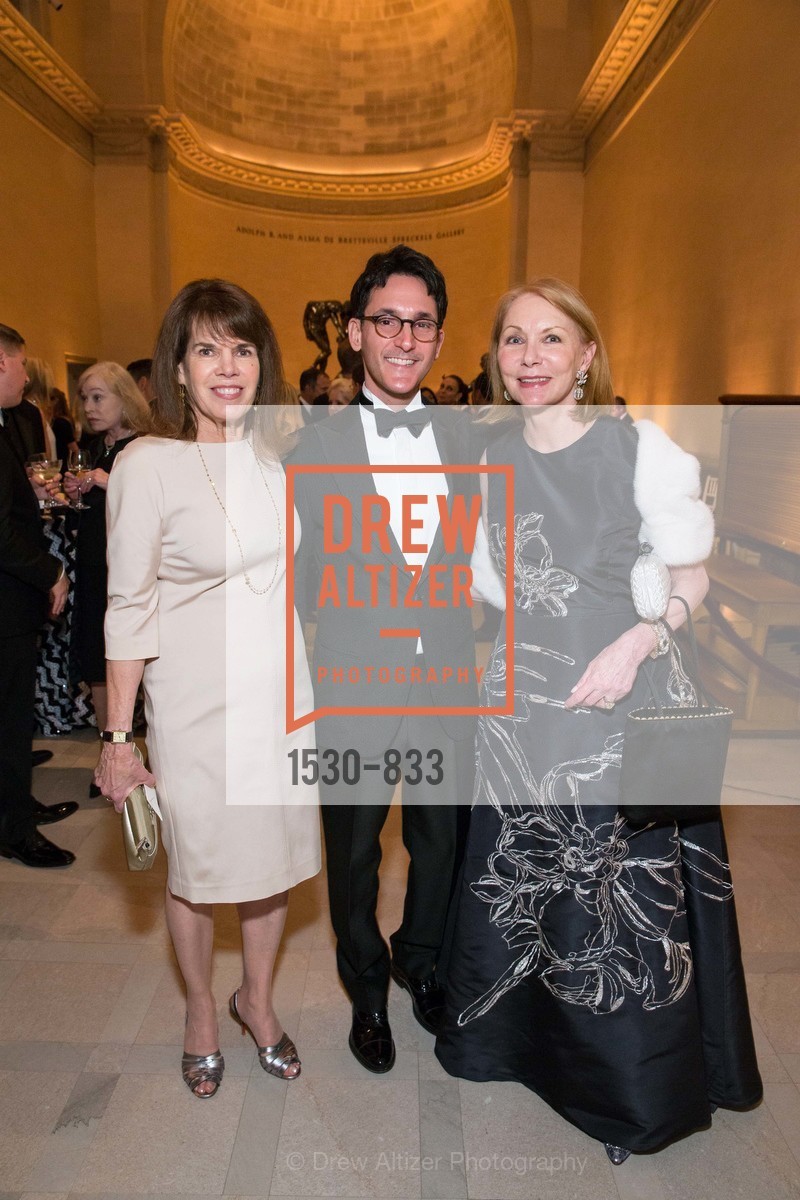Pam Earing, James Krohn, Arlene Sullivan, HIGH STYLE: The Brooklyn Museum Costume Collection Premier and Dinner, US, March 12th, 2015, Photo #1530-833 Pam Earing, James Krohn, Arlene Sullivan, Photo #1530-833