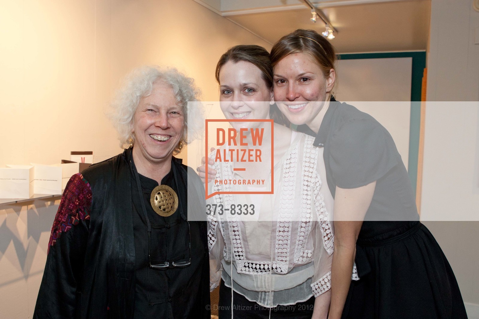Linda Connor, Lise Currie, Lindsay Bly, Photo #373-8333